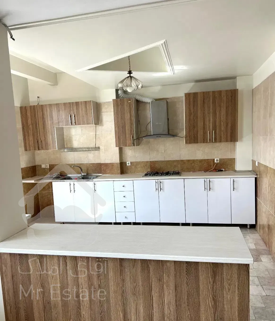 170متر/3خواب‌بزرگ/تاپ‌لوکیشن گلدیس/دو کله نور