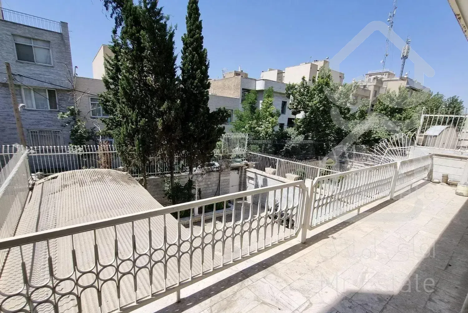 پاسداران ۱۸۰متر گلستان