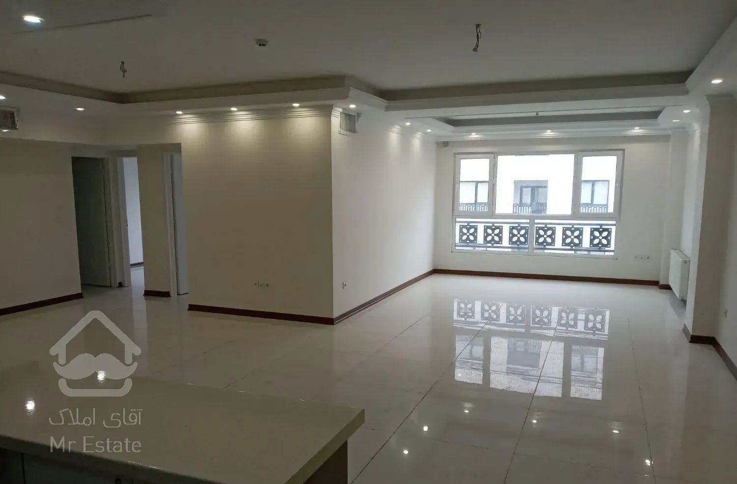 فروش آپارتمان ۱۳۰ متری ۳ خوابه