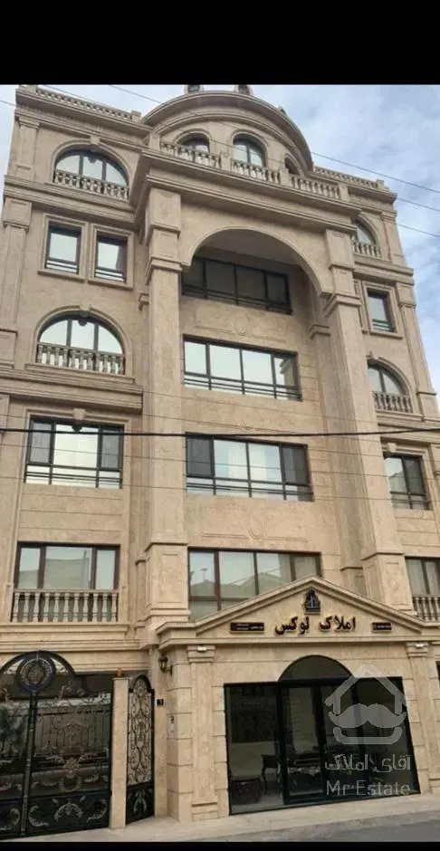 رهن آپارتمان ۱۷۰ متری ۳ خوابه ده متری