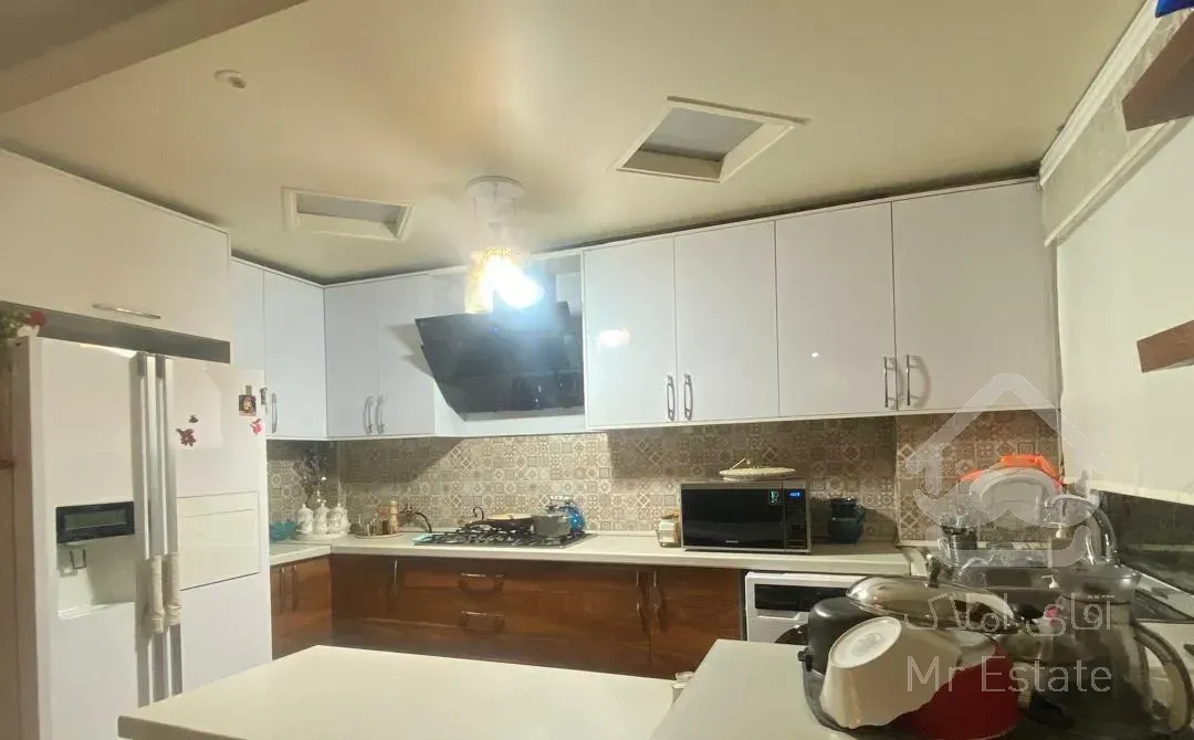 ۵۲متر یک خوابه (چهارراه استقلال)