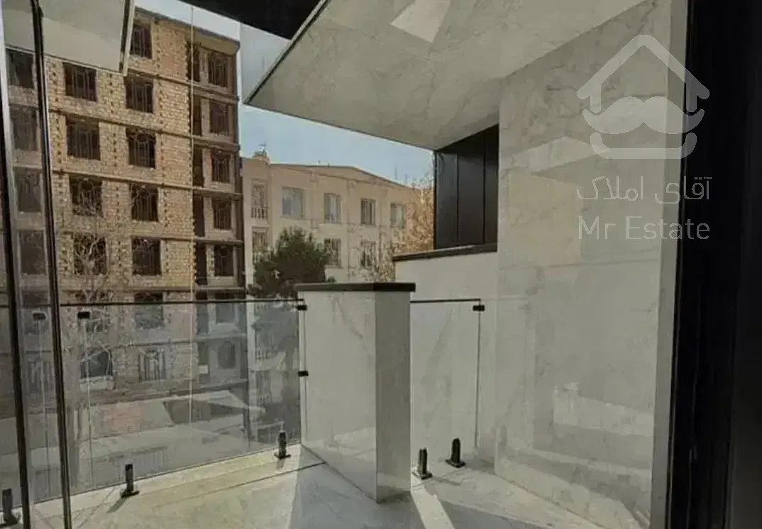 دیباجی جنوبی/۲۱۰متر ۳خواب/تکواحدی/نوساز/۲پارکینگ