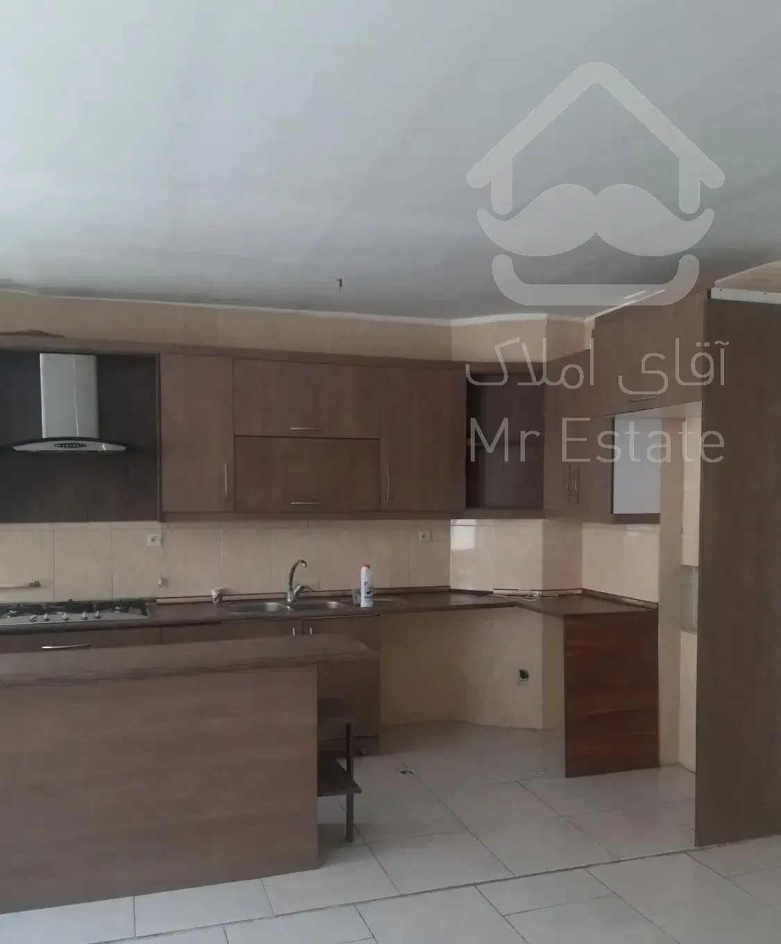 اپارتمان ۸۲ متر شادمهر