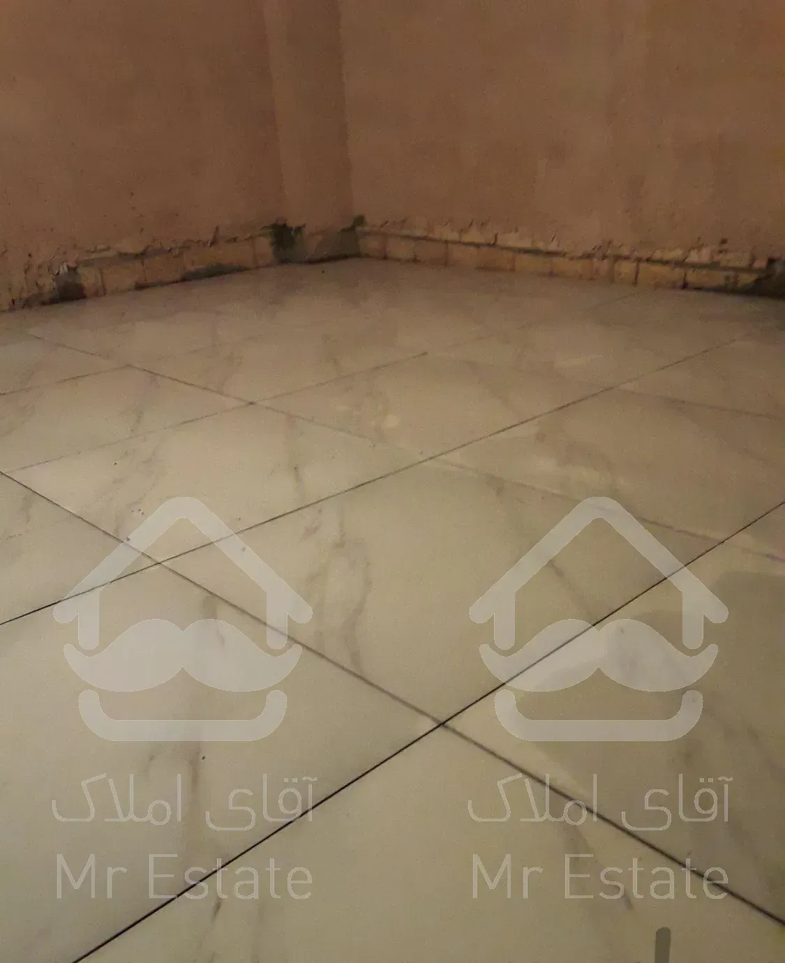 کاشی وسرامیک کاری