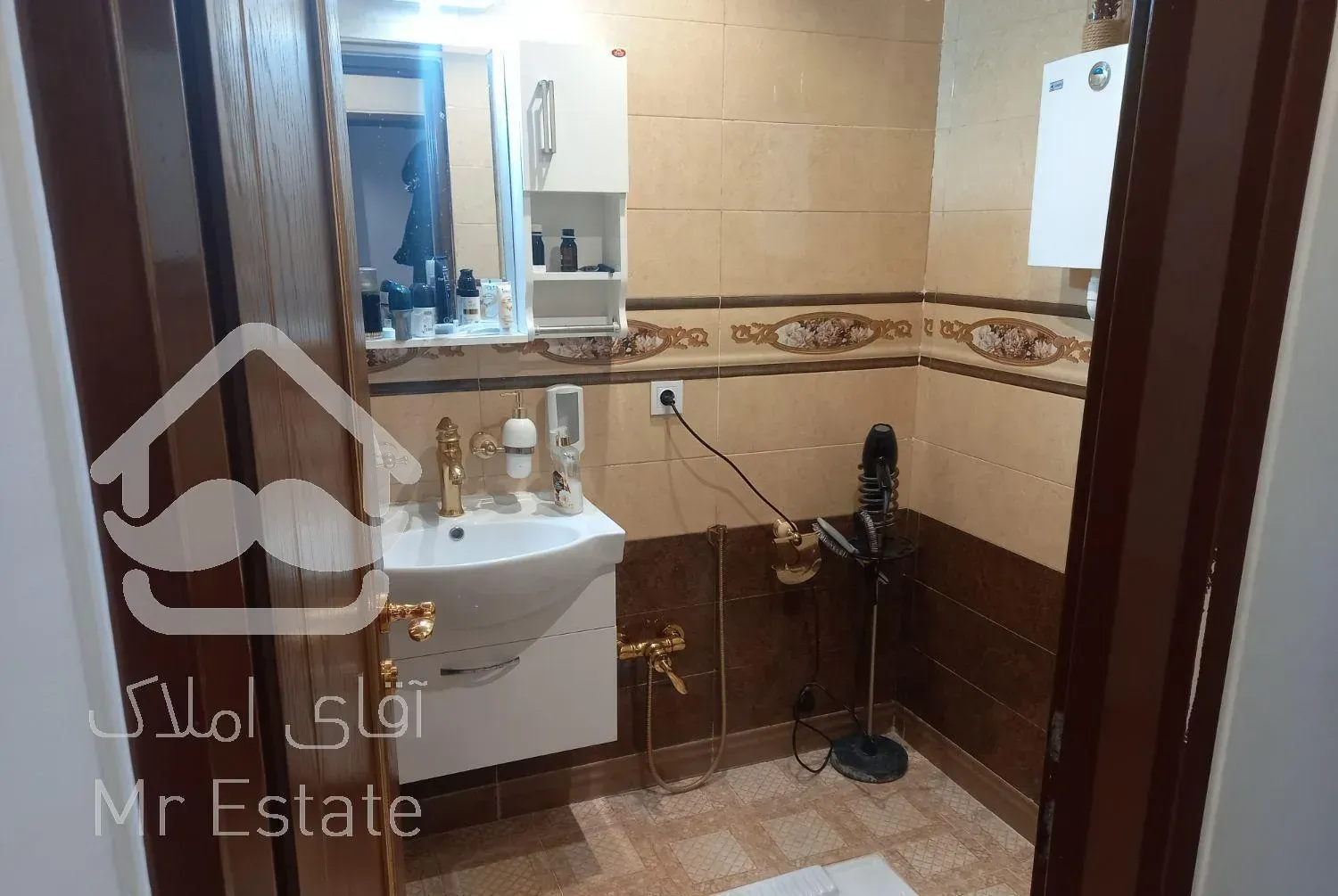 زیبا اجاره ای 157 متری