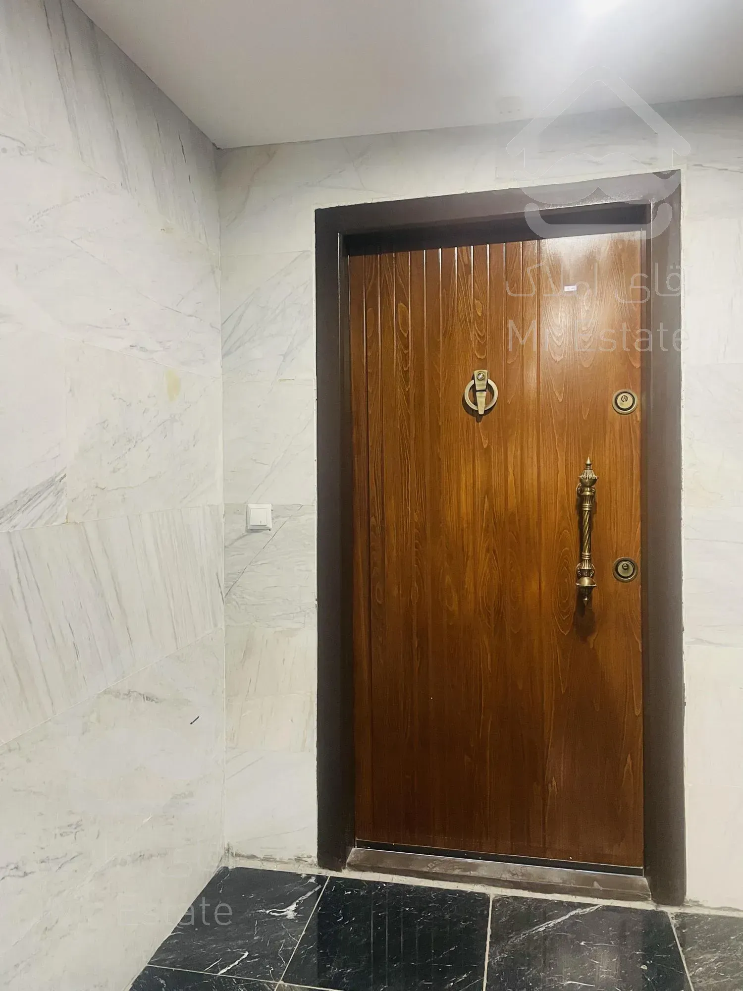 فروش اپارتمان ۳ خواب ۱۳۰ متر ازادگان