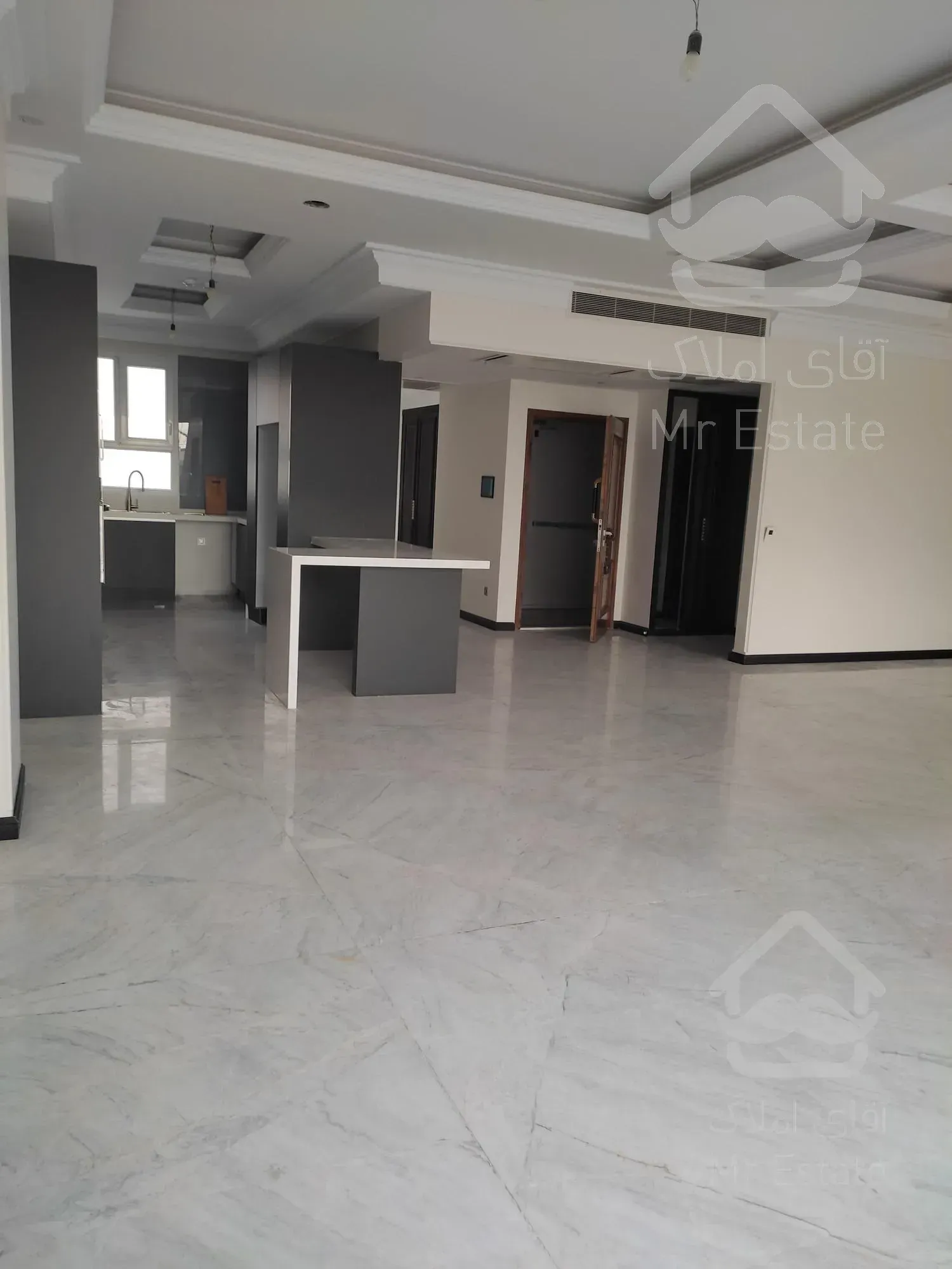 ۲۲۵متر هر سه خواب مستر. تک واحدی.نوساز