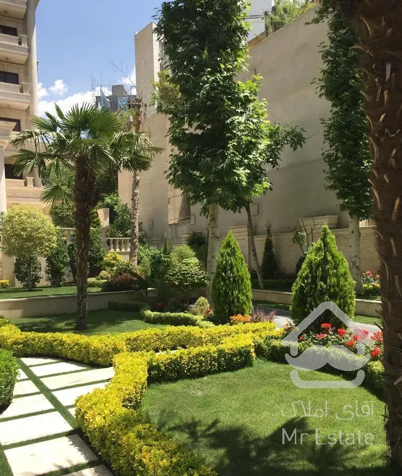 ۲۶۰ متر پنت با ویو ابدی و ۶ پارکینگ