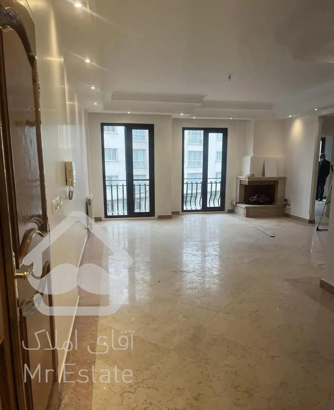 آپارتمان ١٠٠ متری اندرزگو کریمی