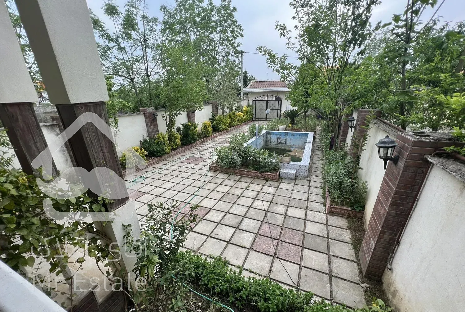 ویلای دوبلکس۳۰۰متری استخردار/انگلیسی/سندتکبرگ