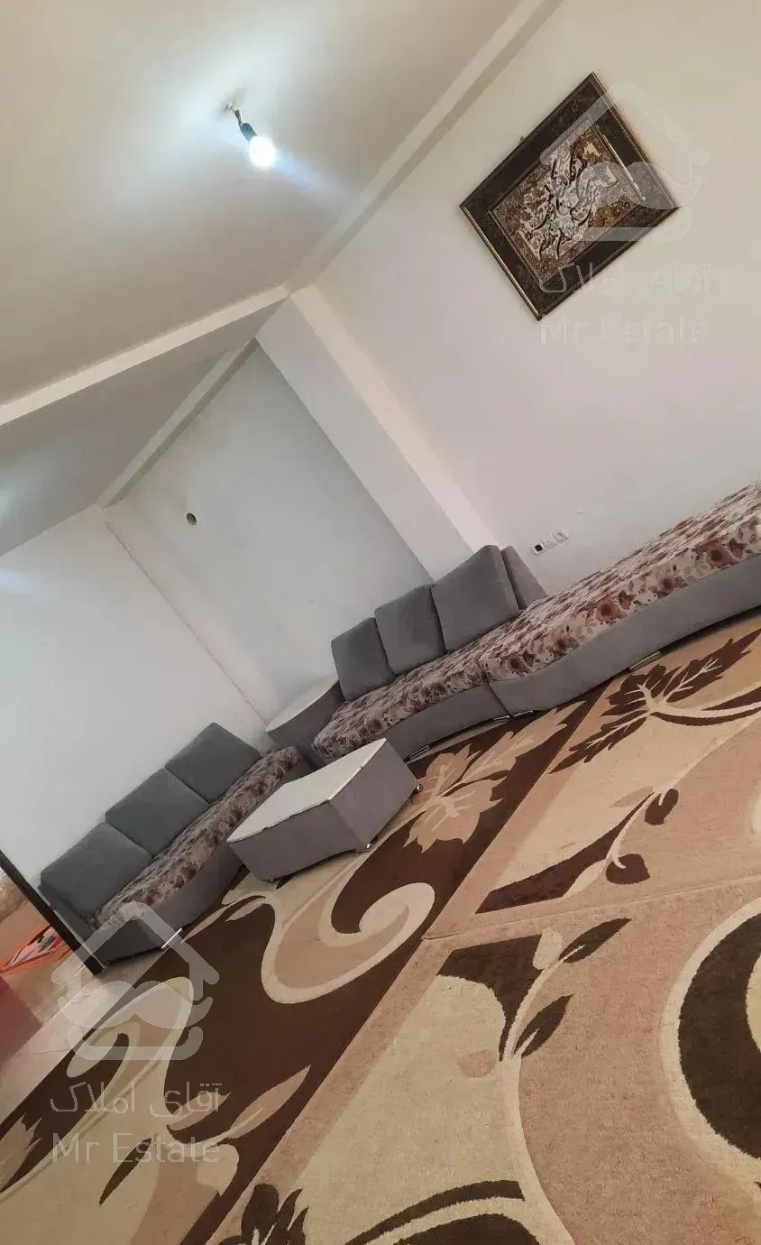 یک واحدبزرگ نزدیک دریا و بازارچه