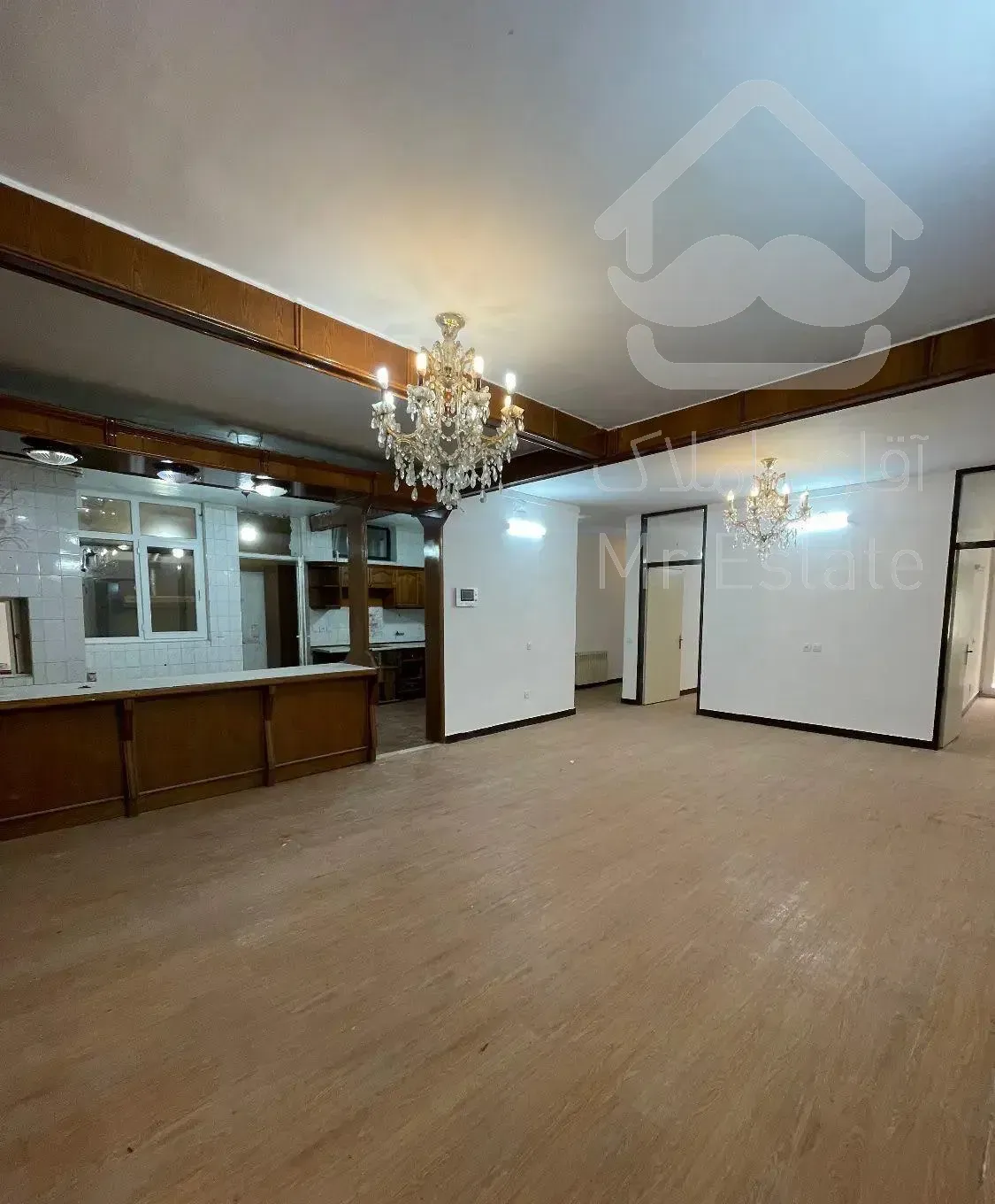 ویلایی ۲۴۰ متر بنا / ۱۰۰ متر حیاط / بلوار خزر