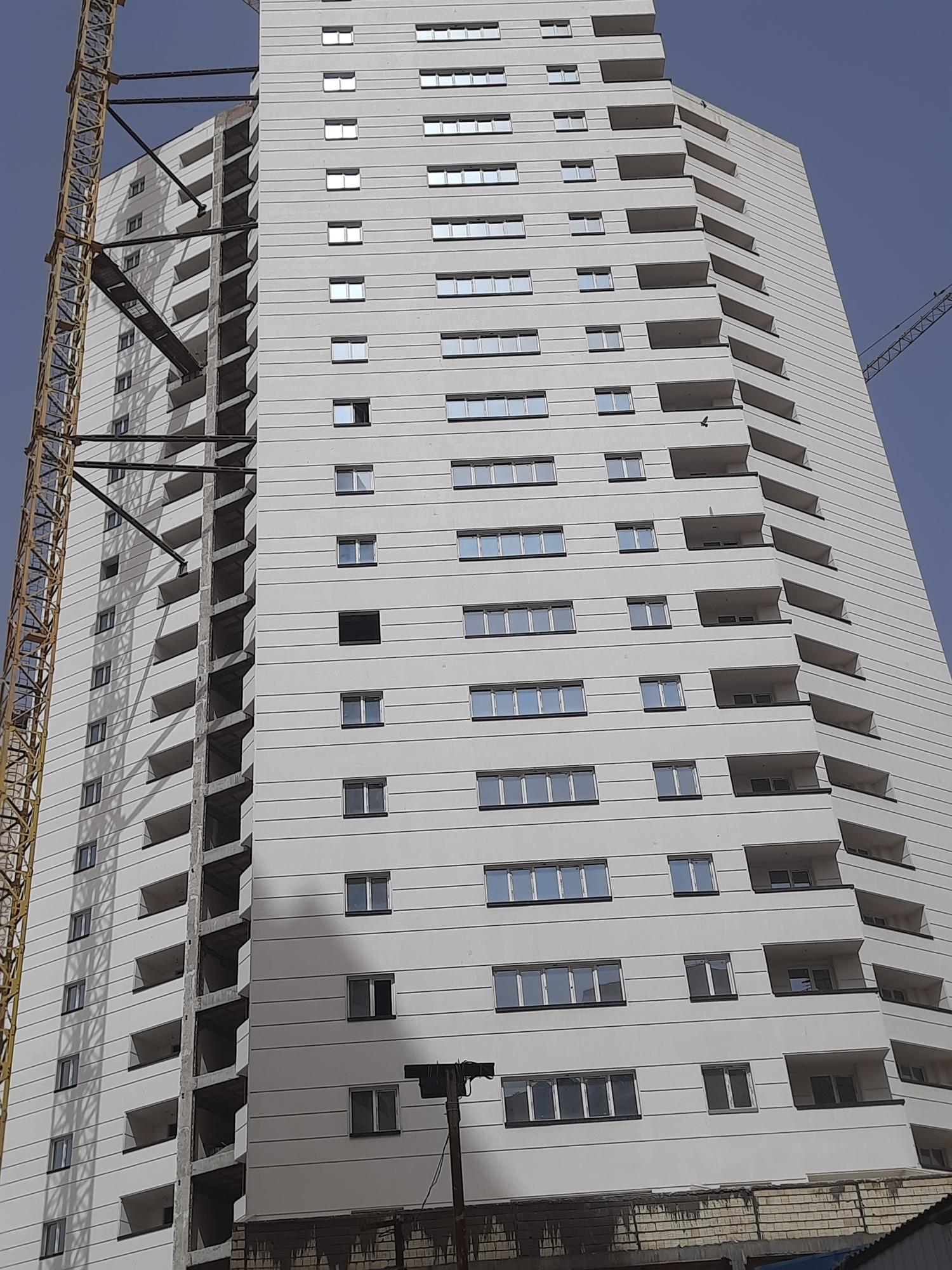 ۱۲۱ متر پبش فروش برج هوشمند ویژن