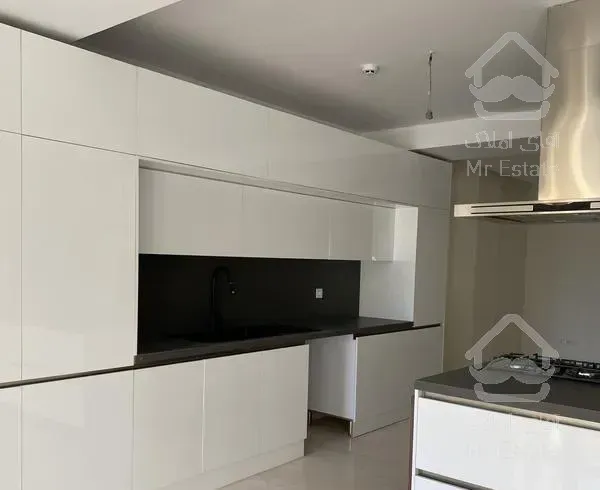 نیاوران مدرن/١٠٥متر/نوساز کلید نخورده