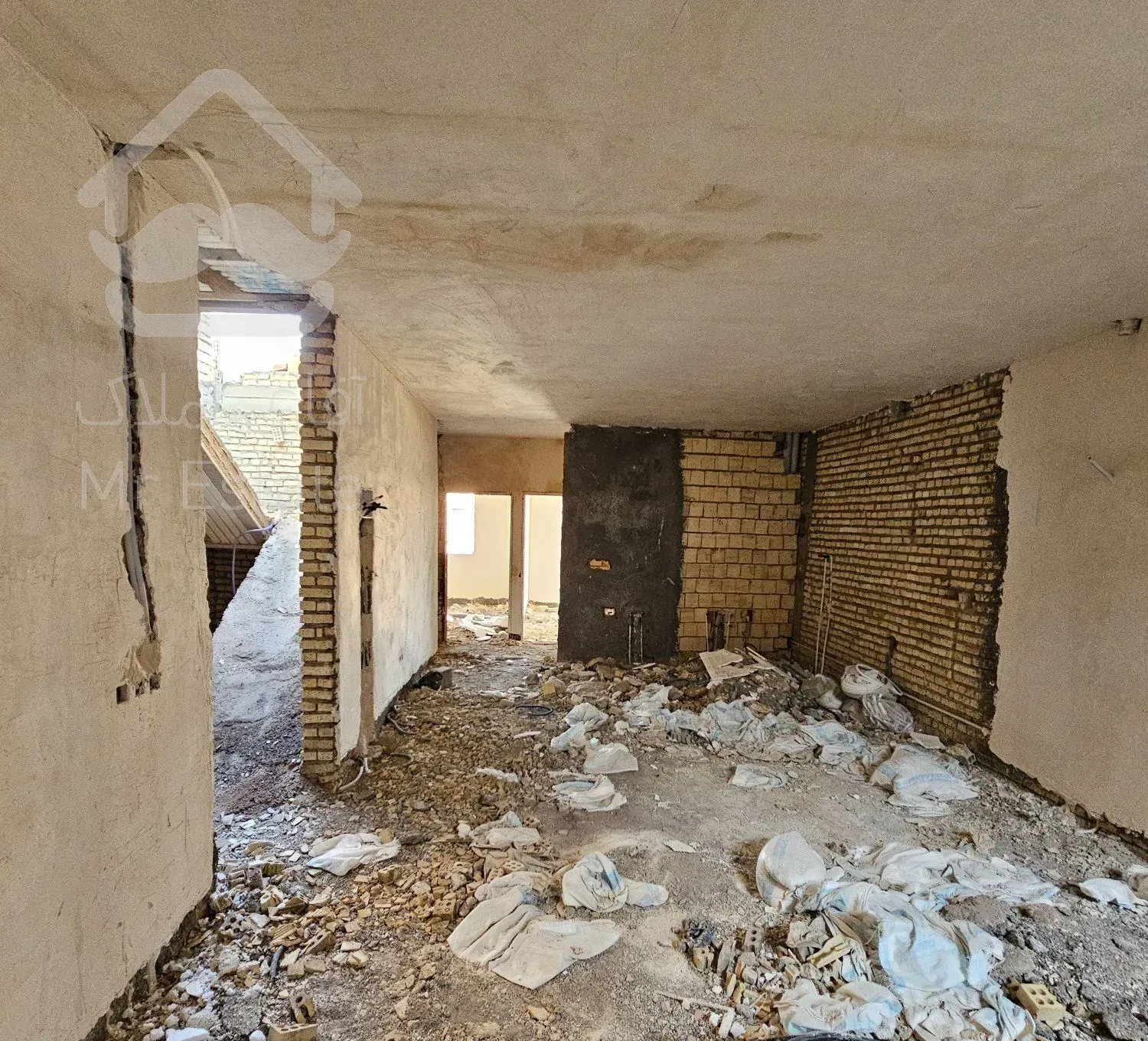 آپارتمان اروسیه کوی کارگر ۱۰۰ متری