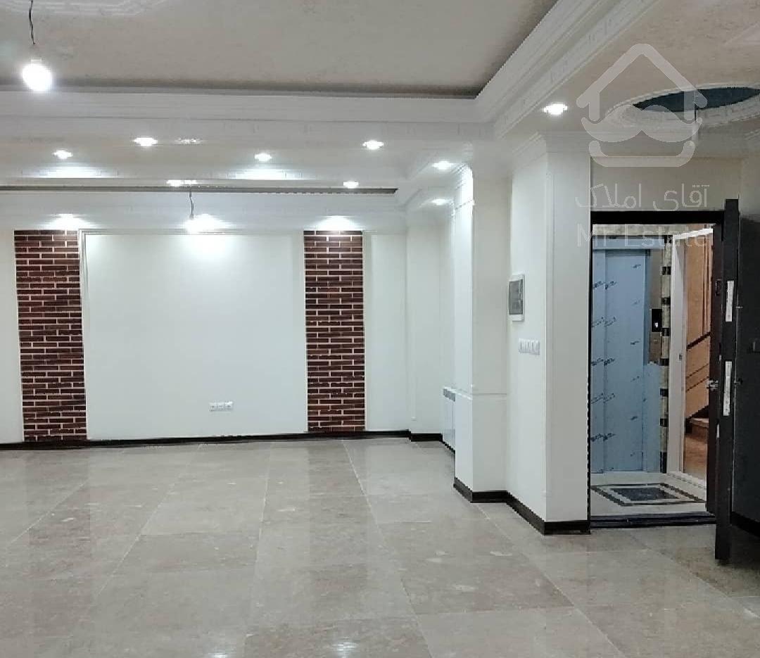 یک واحد آپارتمان 125 متری واقع در گلشهر