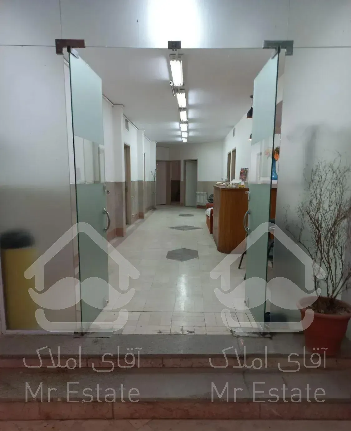 تجاری 250 متر دارآباد/هایپر اینترنتی