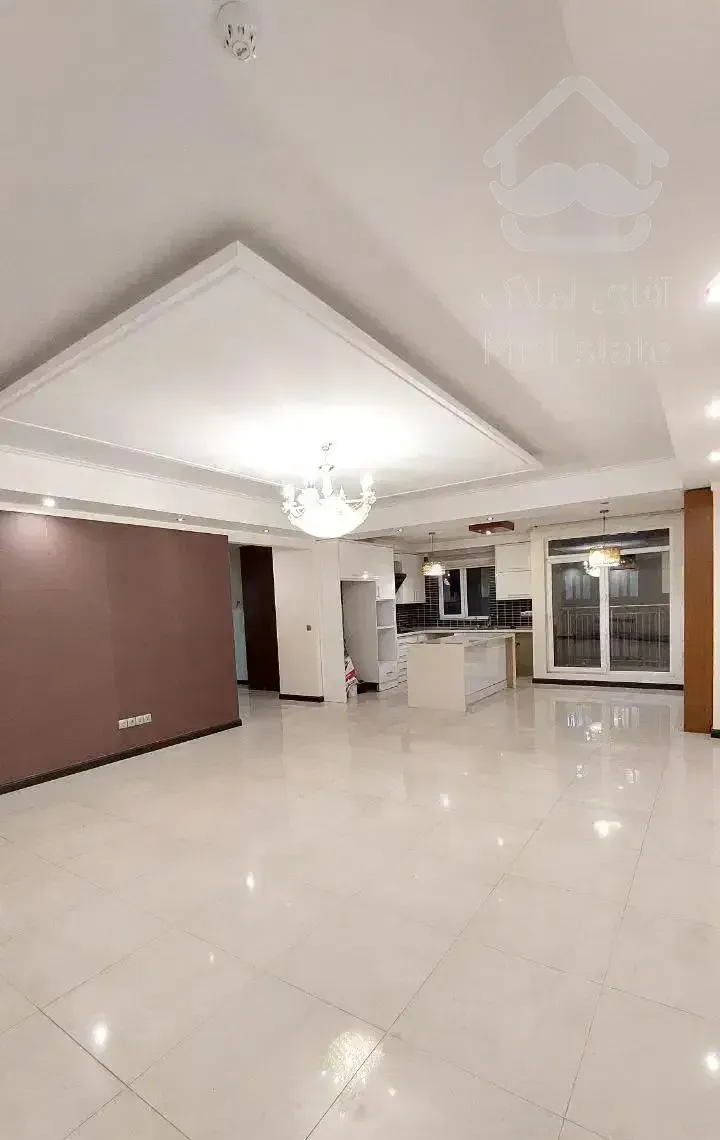 فروش ۱۰۰ متری در تاپ‌لوکیشن سازمان برنامه شمالی