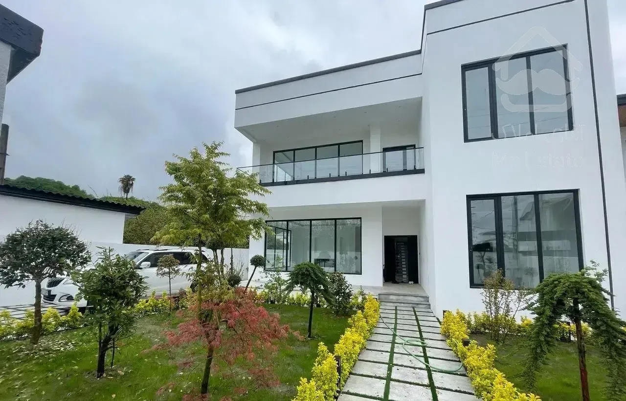 فروش ویلا تریپلکس در بهترین منطقه نوشهر