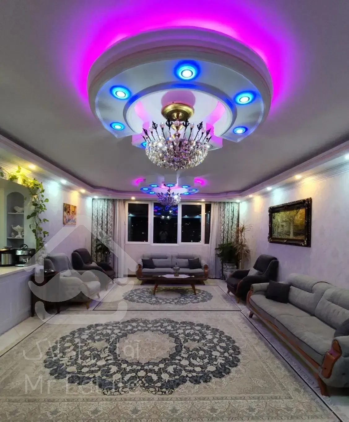 برج آسمان 109 متر 2 بالکن جنوبی نورگیر