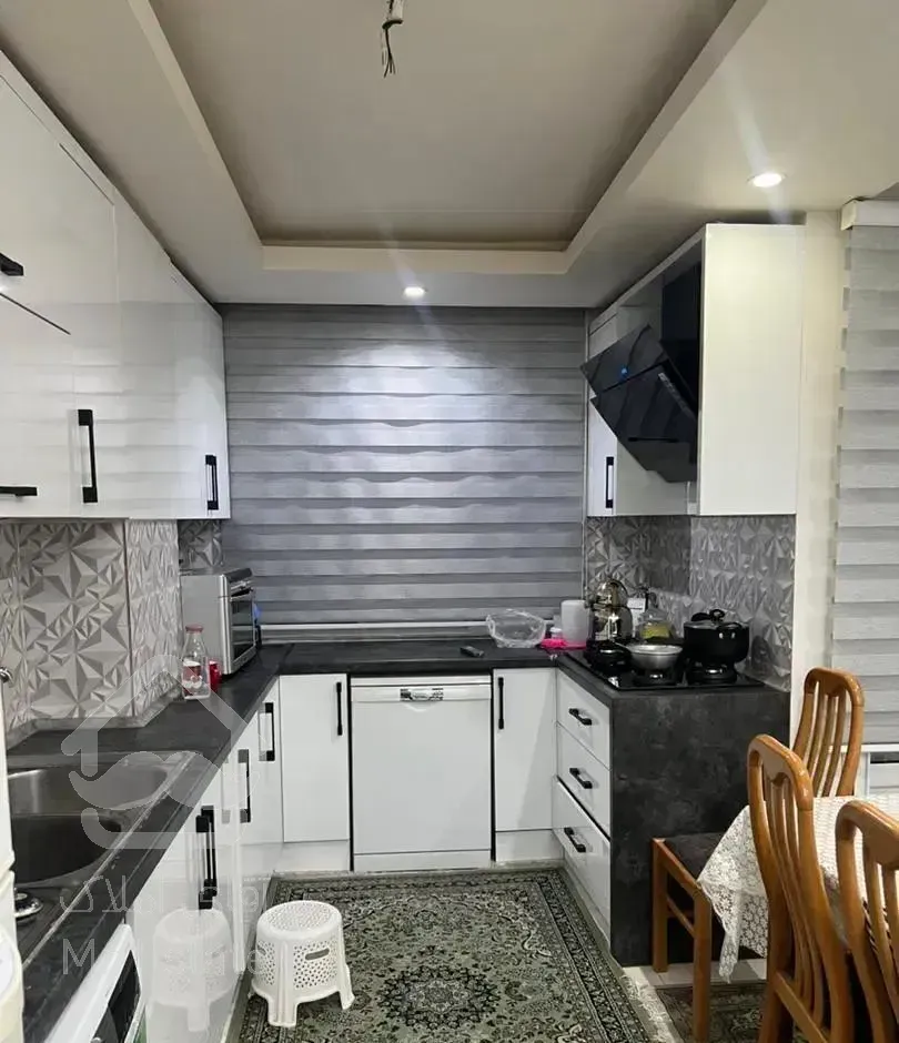 آپارتمان ۱۱۵ متری صادقیه