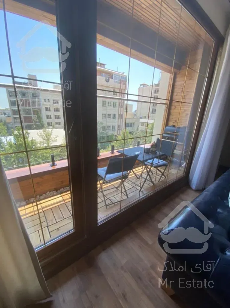 فروش165متر. نور عالی . اکازیون. آجودانیه