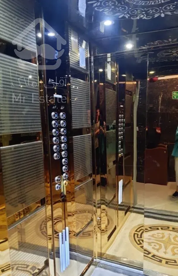 ۱۴۹متر/۳خواب/کلید نخورده در پاتریس لومومبا