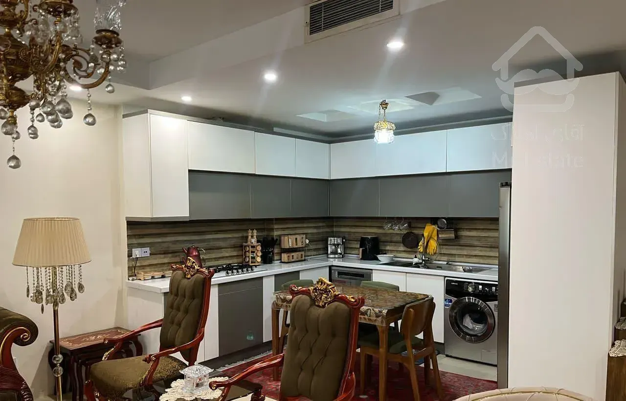 ۱۱۷ متر پنجره قدی/ نوساز و شیک برجهای خرازی چیتگر