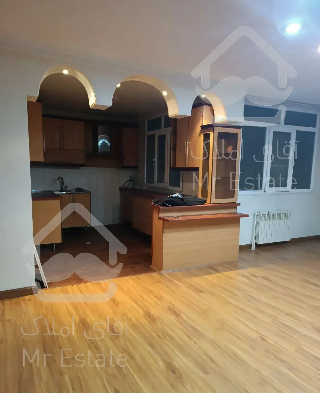 100متری2خوابه اختیاریه جنوبی