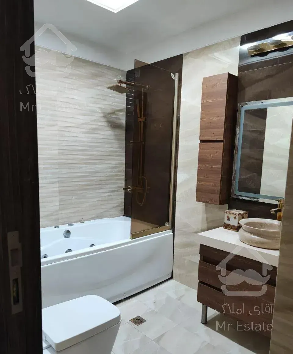 آپارتمان، مسکونی، ۱۸۱ متر، ۳خواب مستر