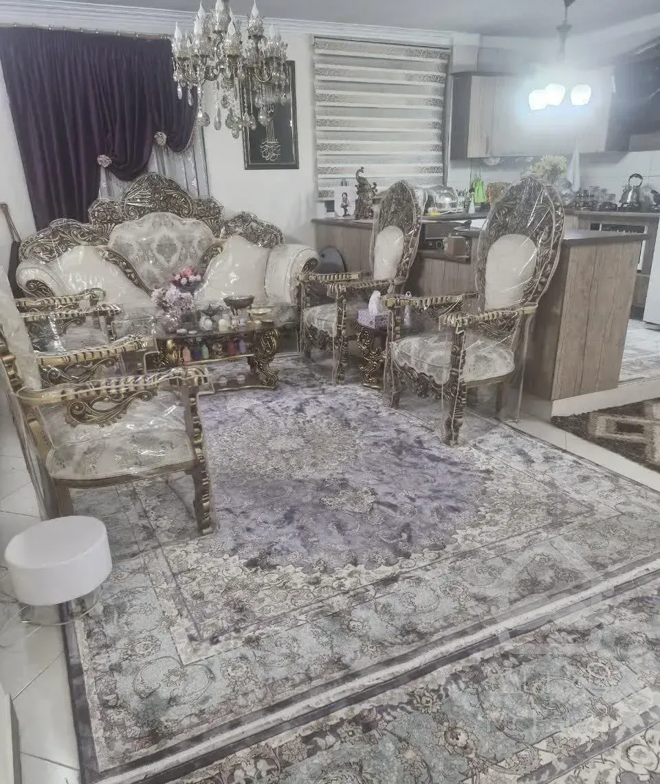 ۸۶متر/ خوش نقشه/اتابک