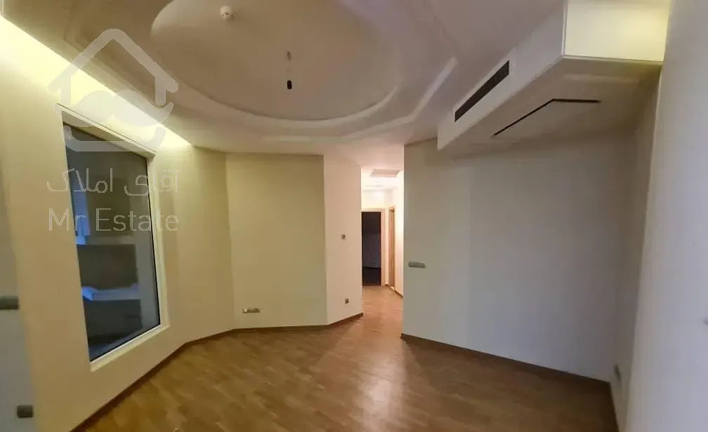 ۱۸۶ متر برج باغ فول طبقات بالا نیاوران