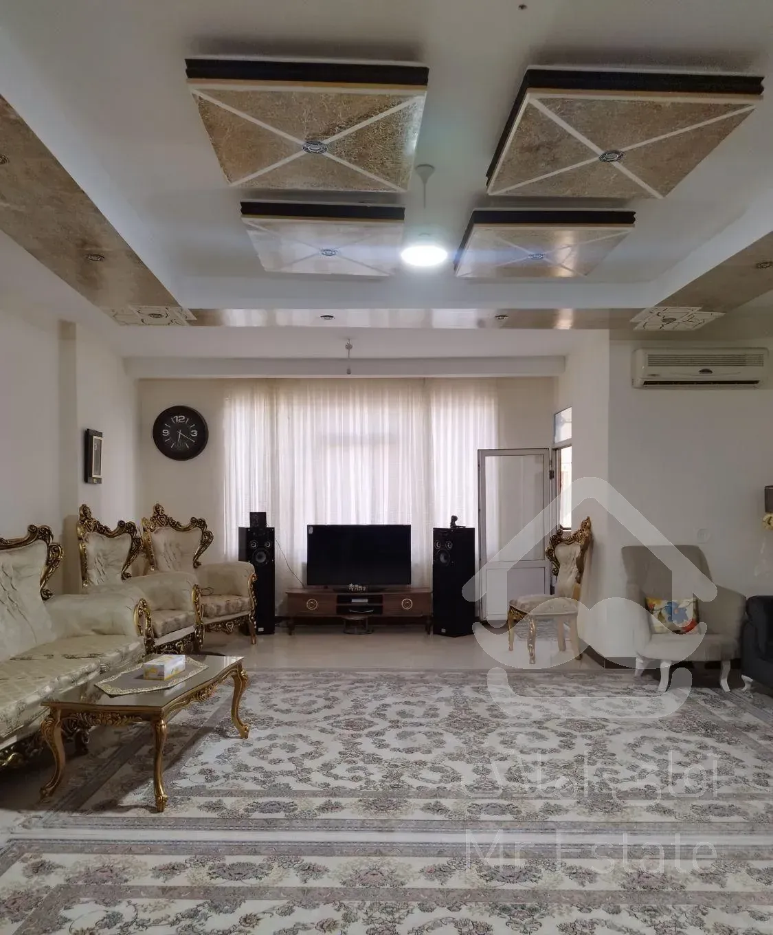 اپارتمان ۱۴۰ متر شیک غرق در نور / علوی