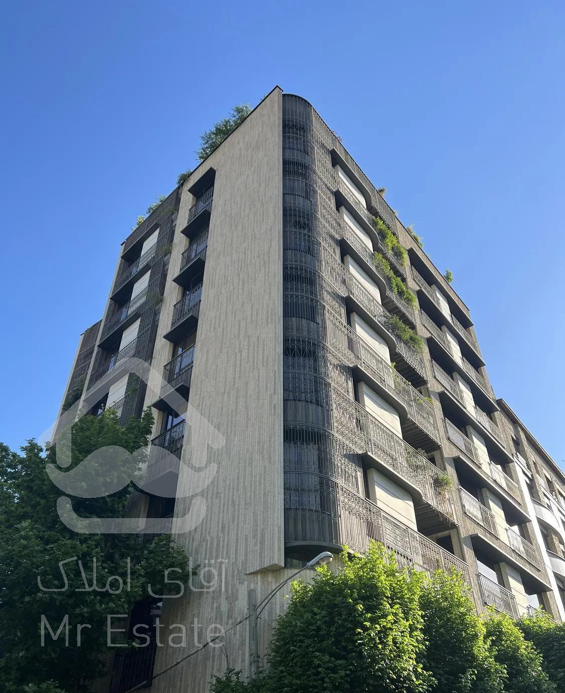 ۳۶۰ متر آپارتمان فرمانیه مهماندوست