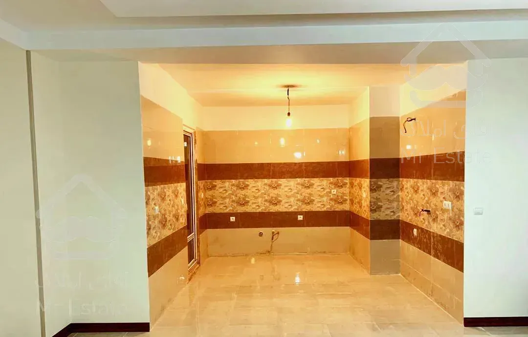 فروش آپارتمان ۹۸ متری،کلید نخورده نزدیک مترو