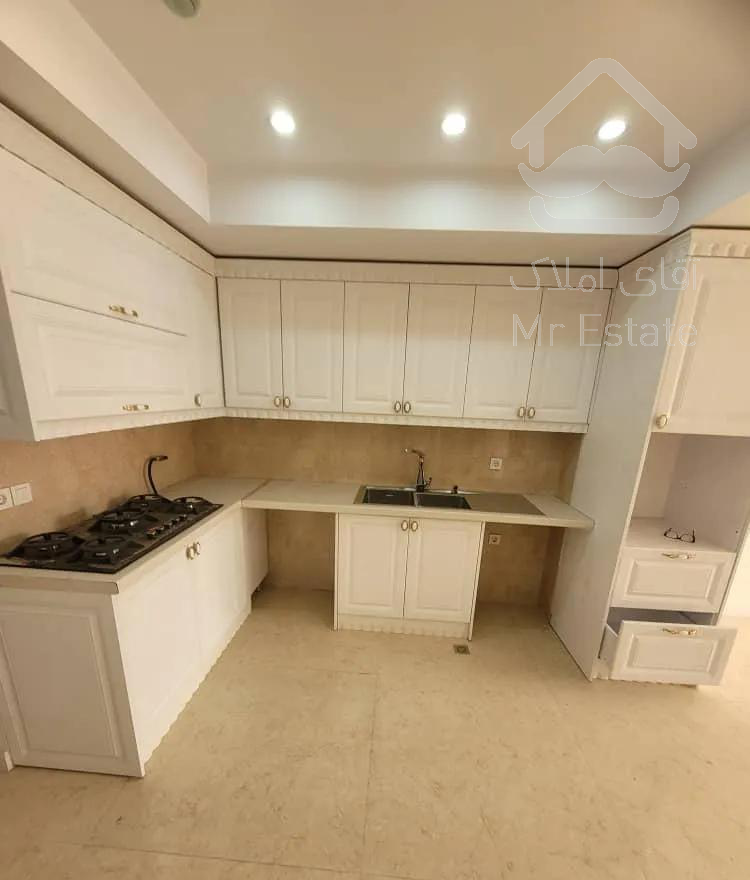 کریم خان سنایی 95 متر 2 خوابه نوساز