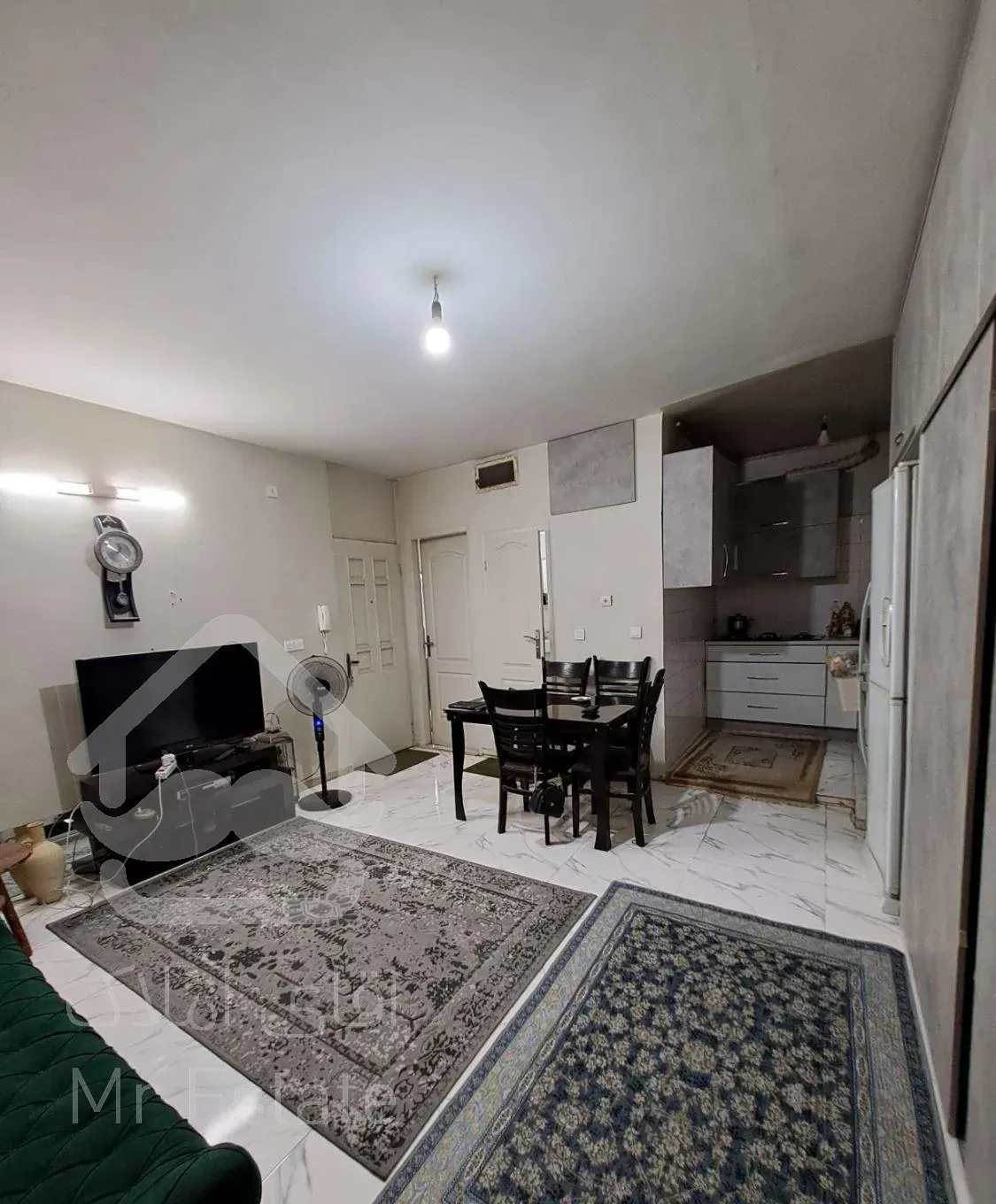 ۴۰ متری/خوش نقشه/بازسازی شده.