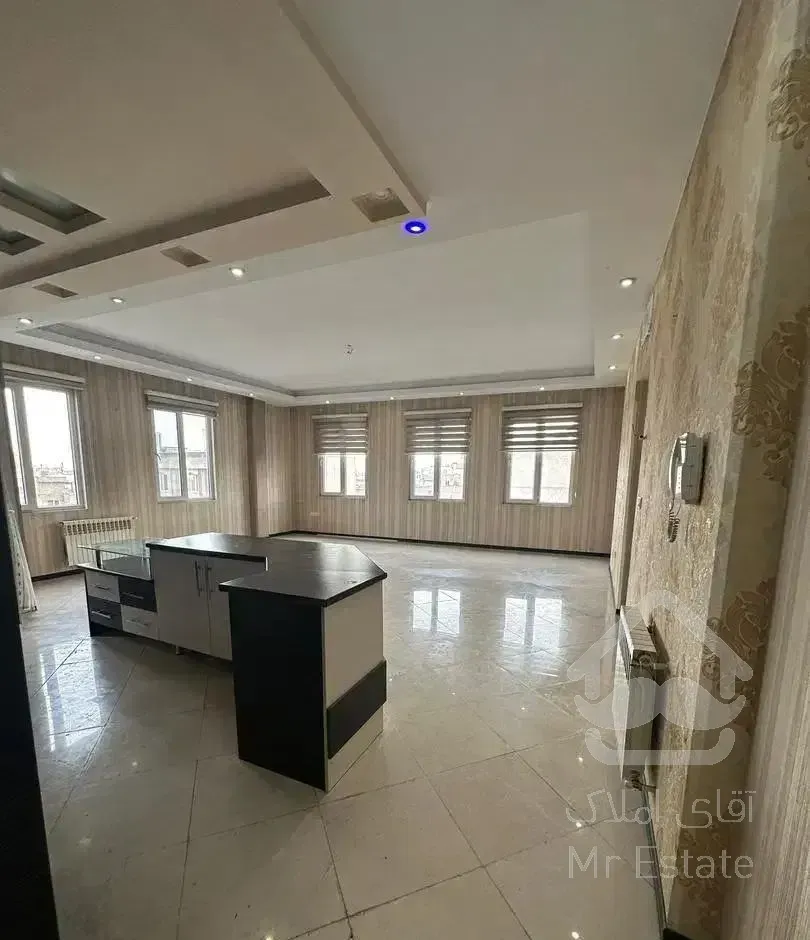 نارمک / 95 متر تعاطور / دوخوابه / سالن ۱۱۰ متری /