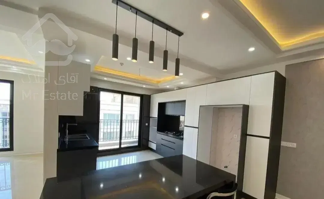 ۱۲۰متر ۲خ کلید نخورده ۲پارکینگ سندی