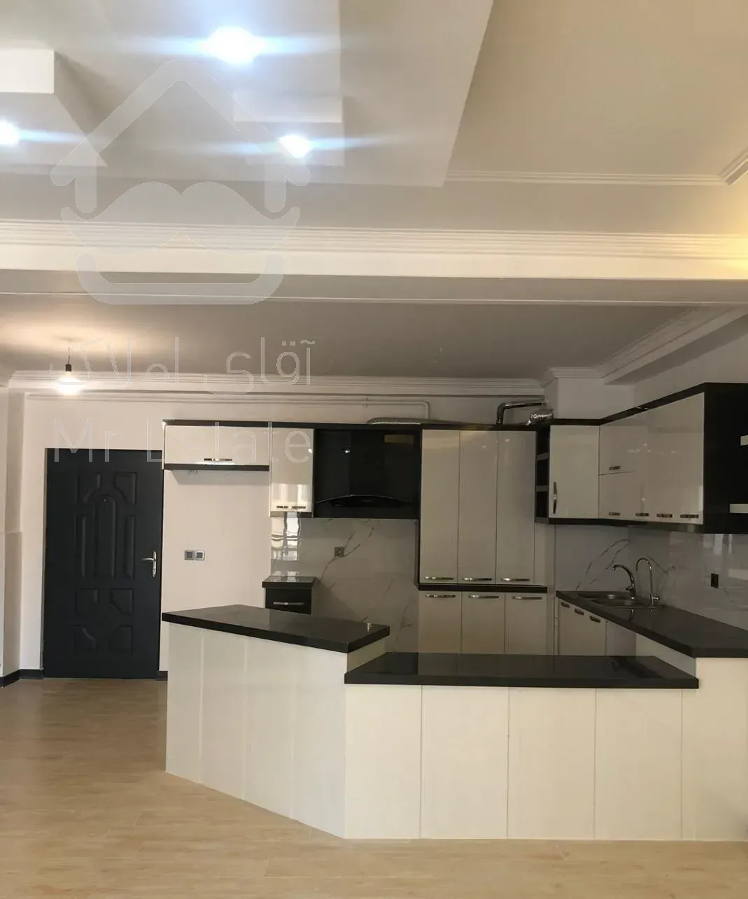 فروش آپارتمان ۱۰۰ متری در پاسداران بابلسر