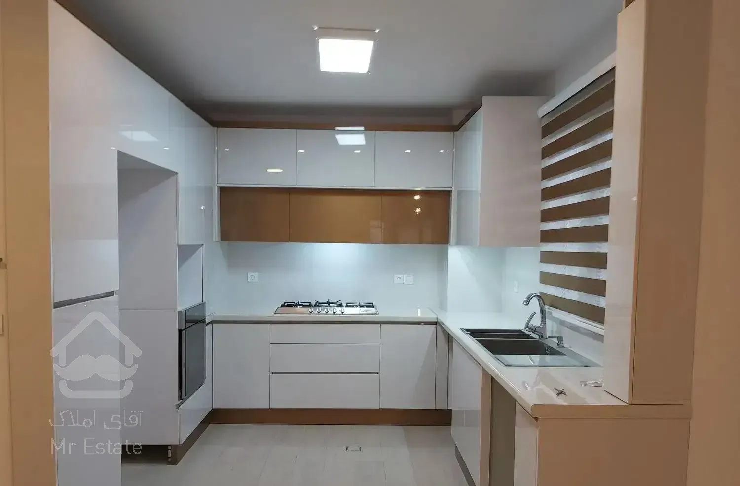 ۸۸ متر ۲ خواب میدان مادر