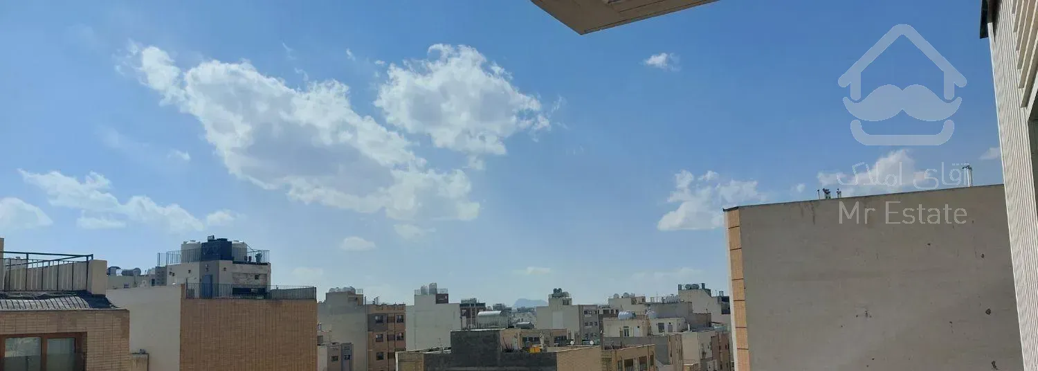 فروش آپارتمان ۲۰۰ متری ۴ خوابه در بزرگمهر