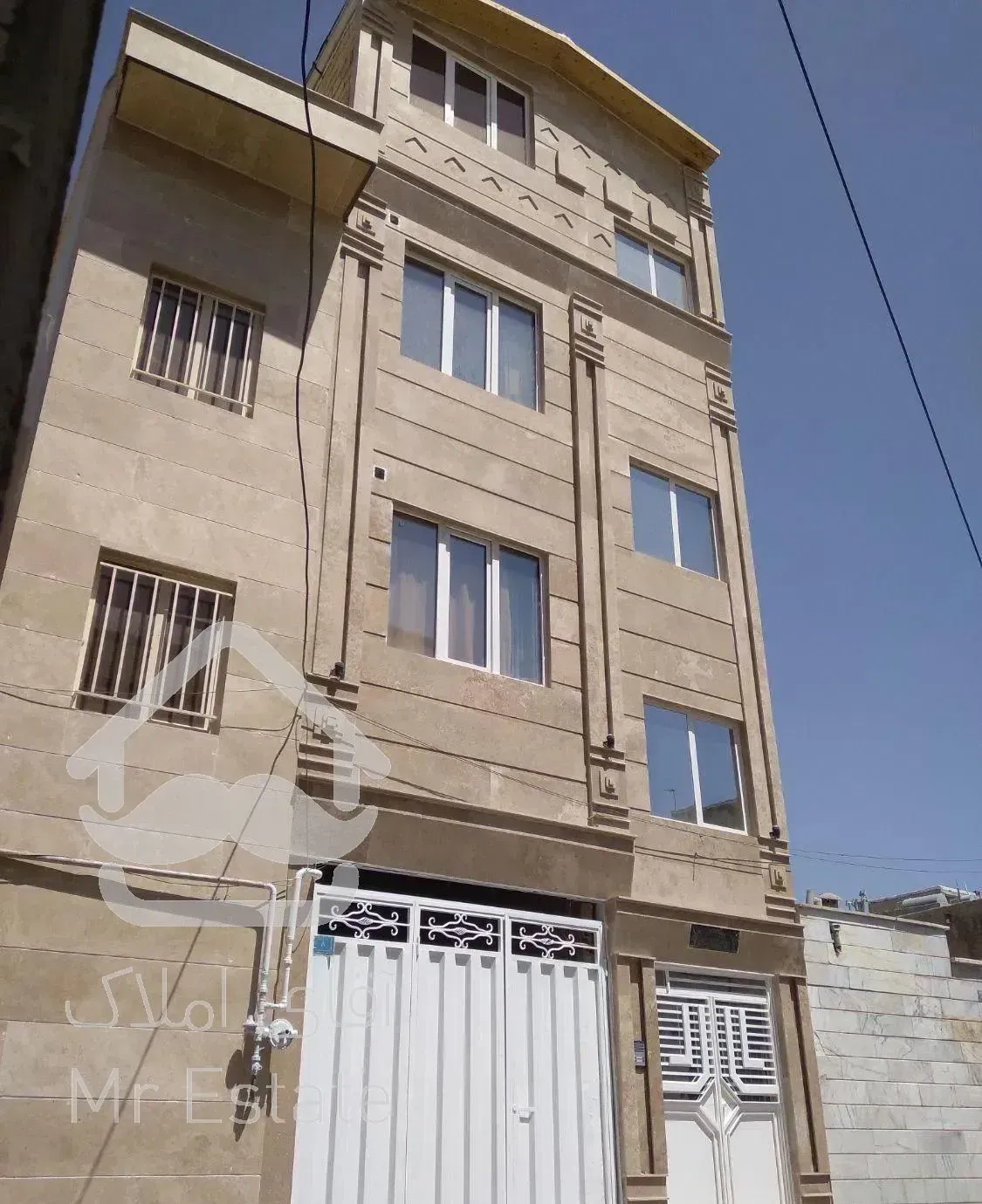 چهار طبقه شخصی ساز (لوران )