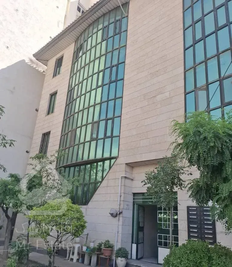 اپارتمان 78 متری دو خوابه دارای پارکینگ و انباری