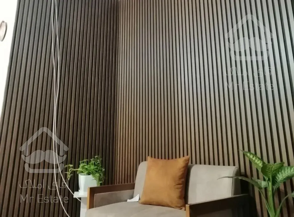 عرضه کاغذدیواری،پارکت،پوستر،آینه دکوراتیو