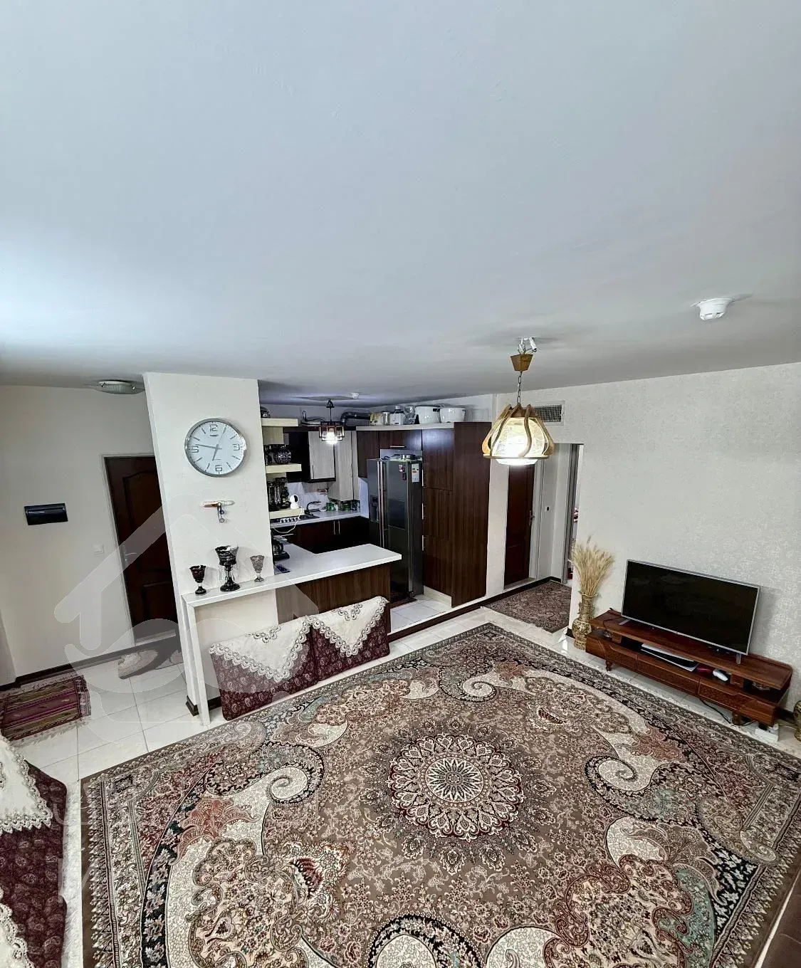 آپارتمانی در مجتمع آرش - بازسازی‌شده