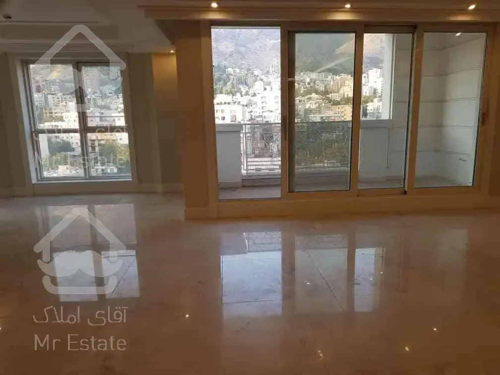 آپترتمان ۲۶۰متر نیاوران ۳خواب کلیدنخورده نوساز تراس فرنیش نورگیر