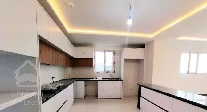 ۱۲۰ متر ۲ خواب لوکس /طالقانی/ کلید نخورده