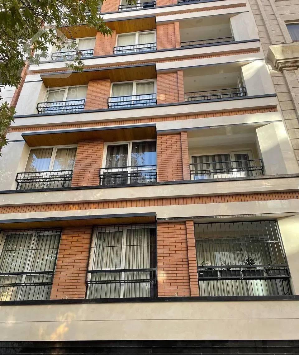 فروش آپارتمان ۱۸۳ متری ۳ خوابه در قنات‌کوثر