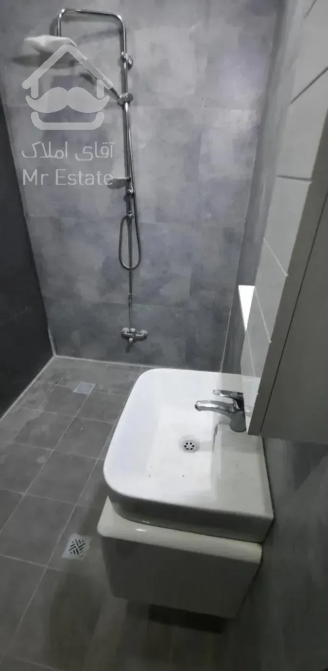 آپارتمان ۲۲۰ متر نوساز